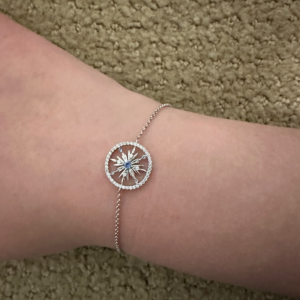 Snowflake bracelet